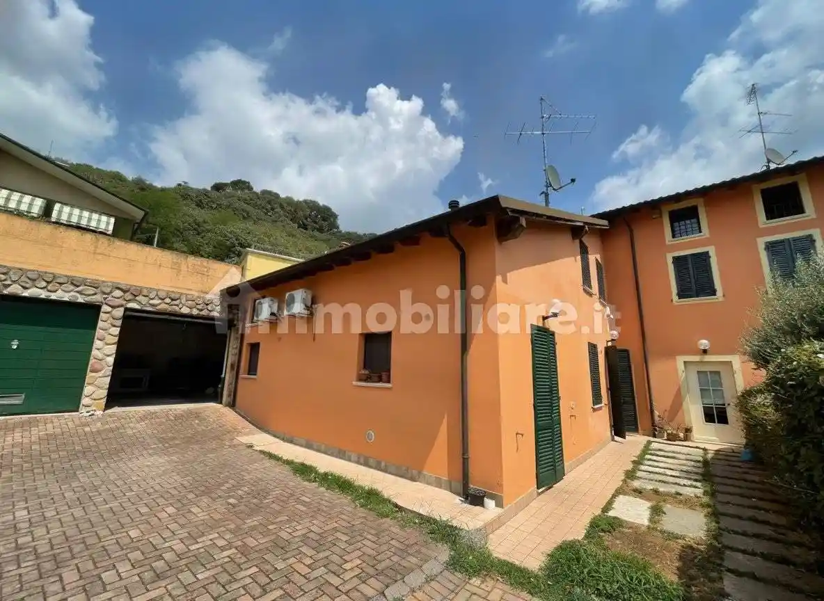 Villetta a schiera in vendita a Valeggio sul Mincio