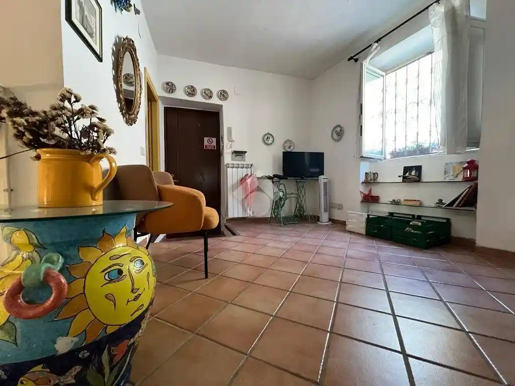 Appartamento in vendita a Vietri sul Mare