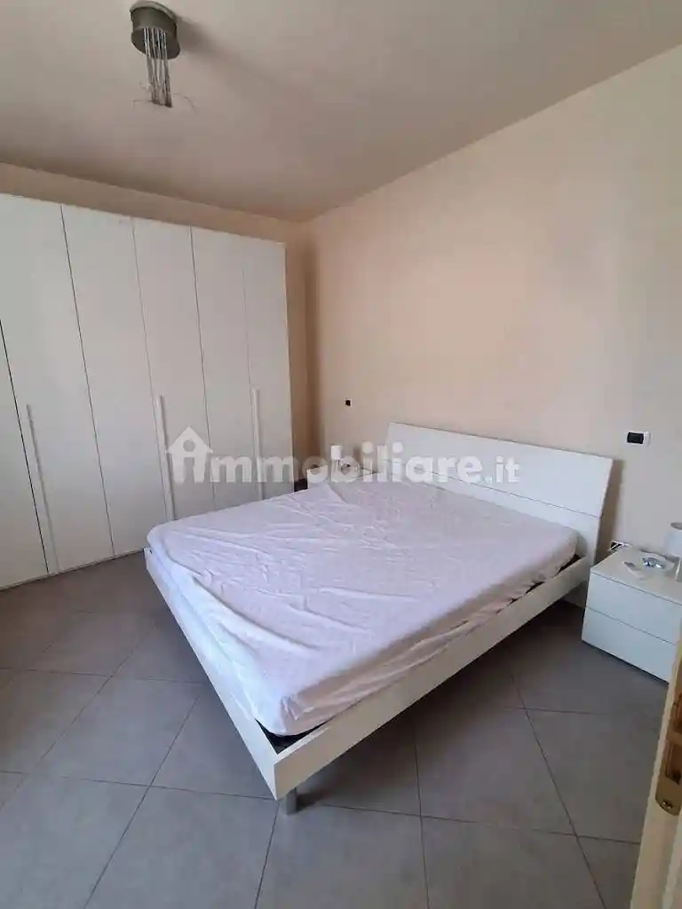 Appartamento in affitto a Carrara