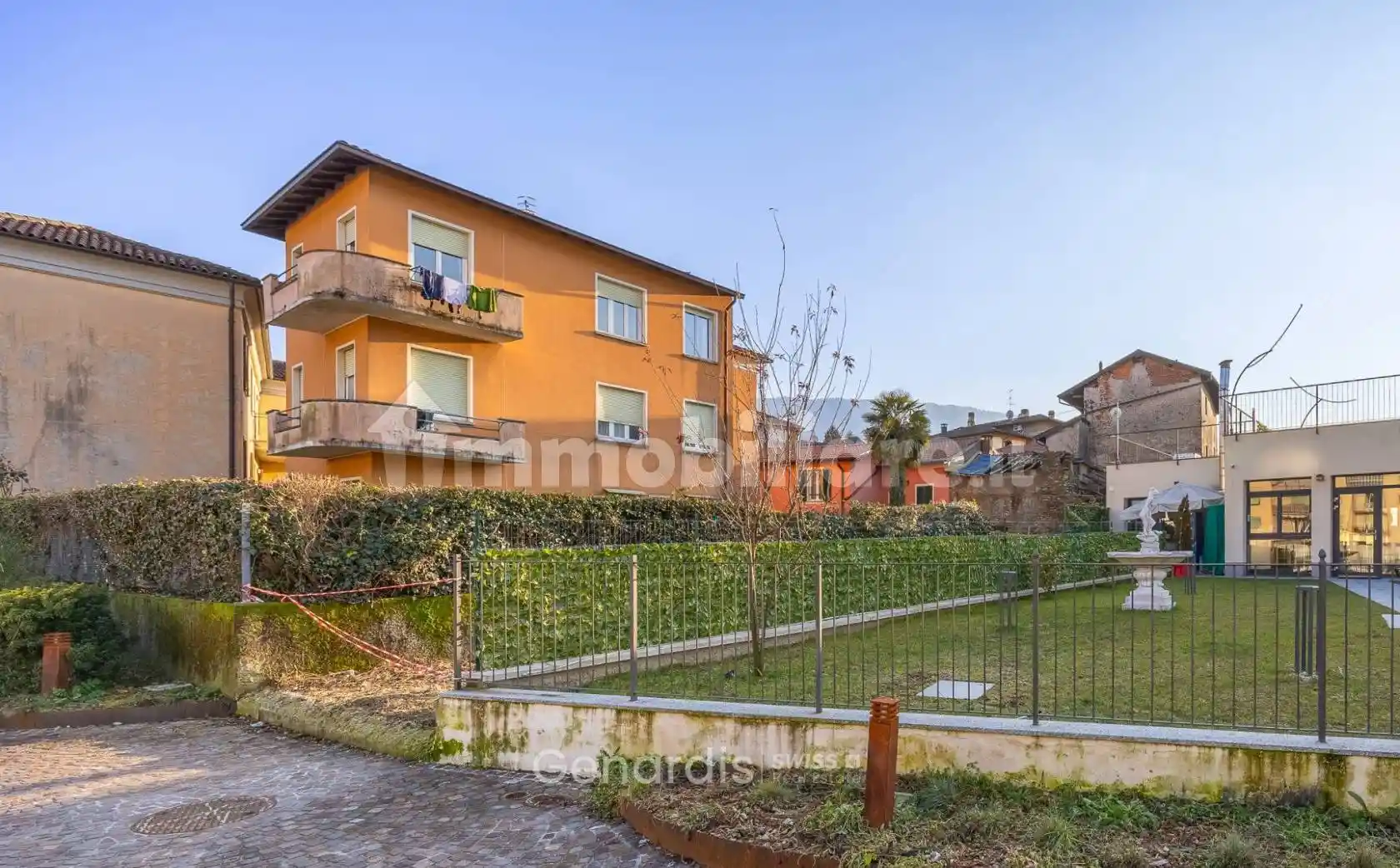 Rustico - Casale in vendita a Lavena Ponte Tresa