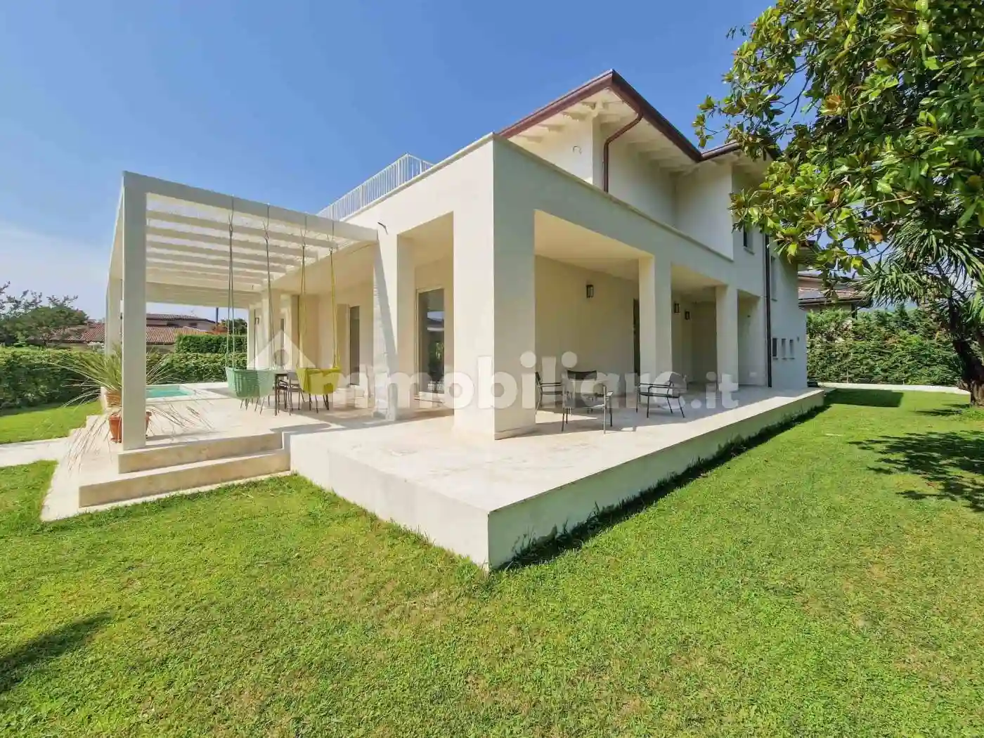 Villa - foto 2