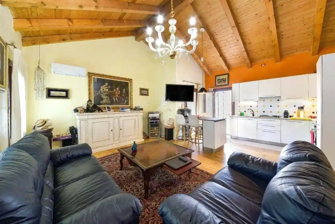 Casa indipendente in vendita a Mirano