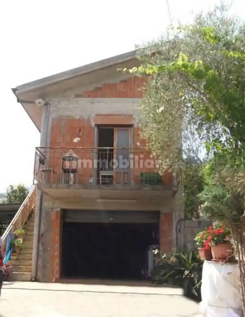 Villa in vendita a Mirto