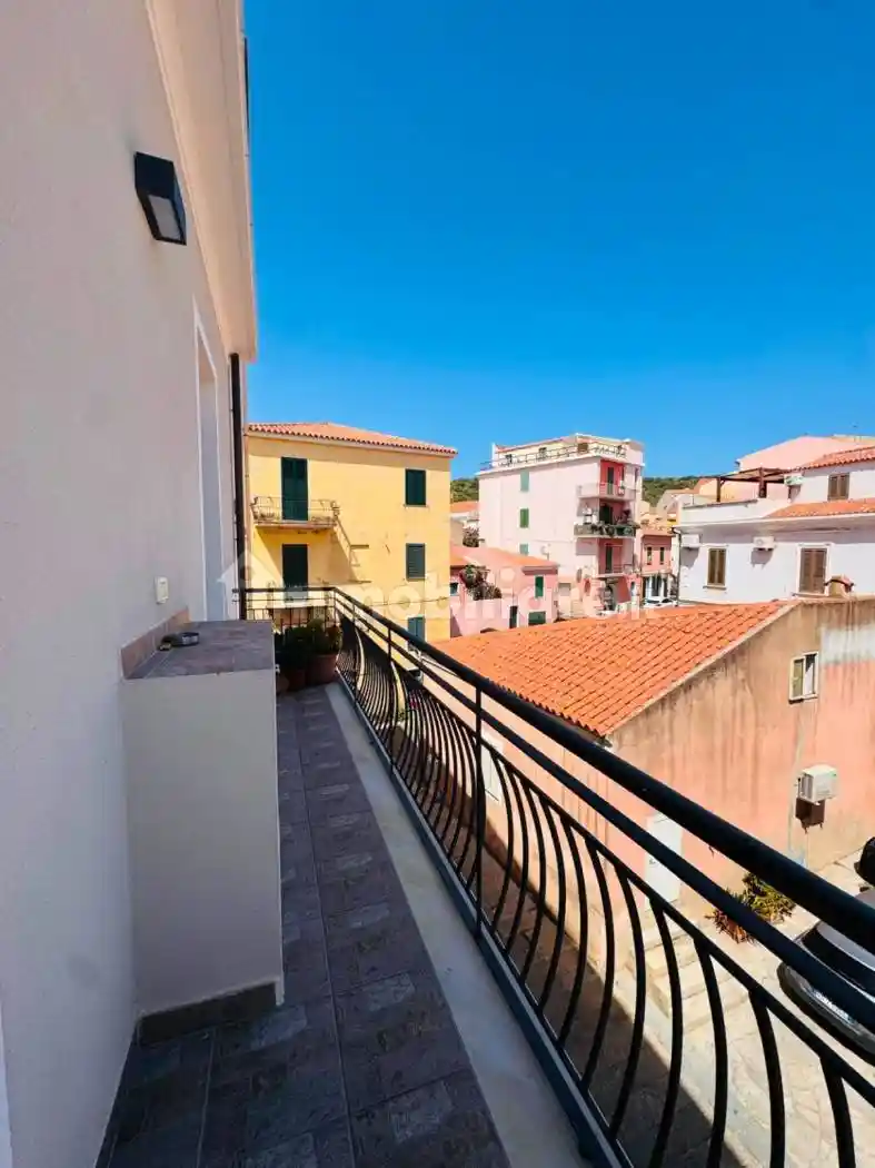 Appartamento in vendita a La Maddalena