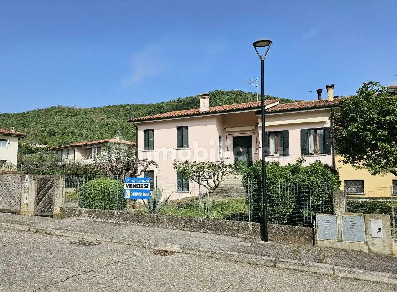 Villa in vendita a Baone