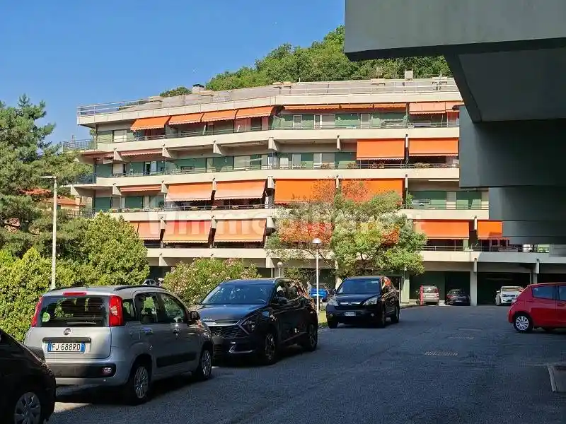 Appartamento in vendita a Genova