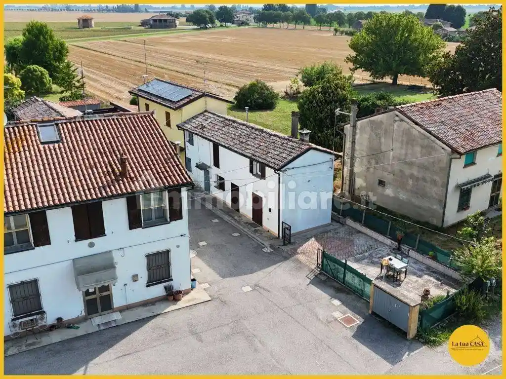Villetta a schiera in vendita a Argenta