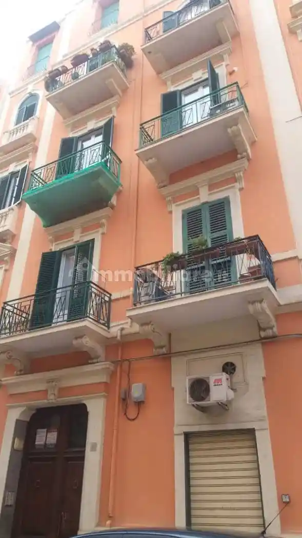 Appartamento in affitto a Taranto