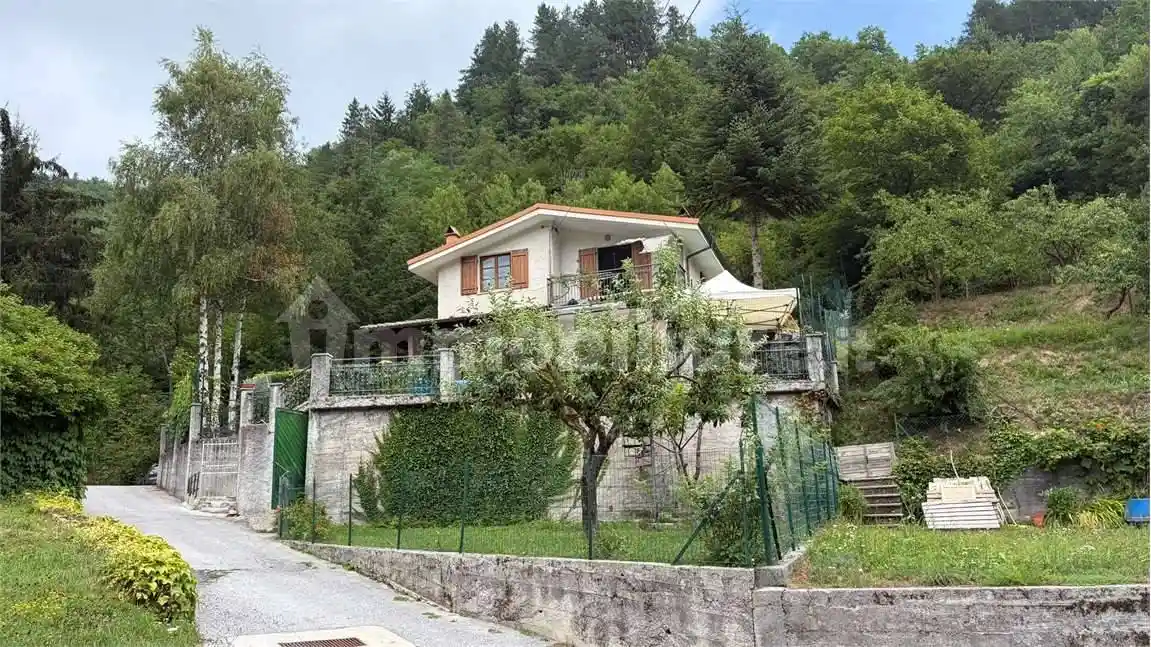 Villa in vendita a Calizzano