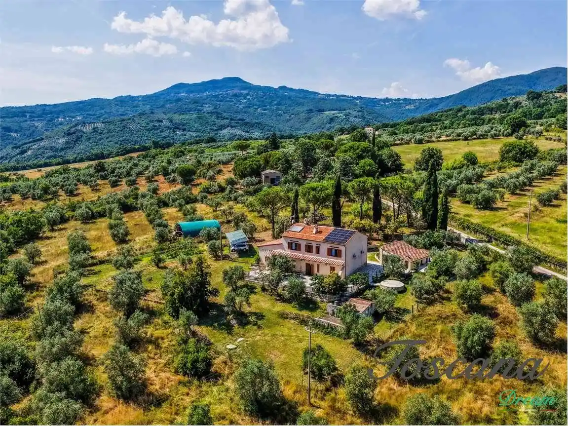 Rustico - Casale in vendita a Roccastrada