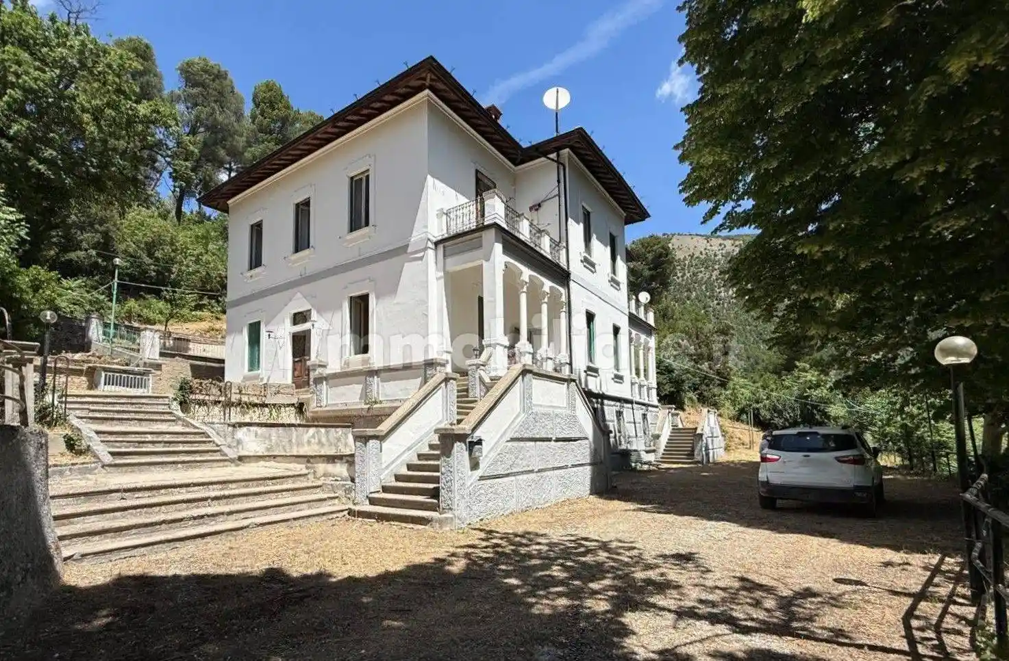 Casa indipendente in vendita a Bussi sul Tirino