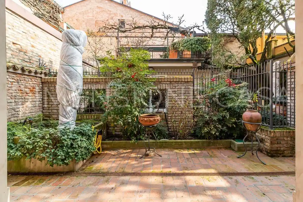 Casa indipendente in vendita a Carpi