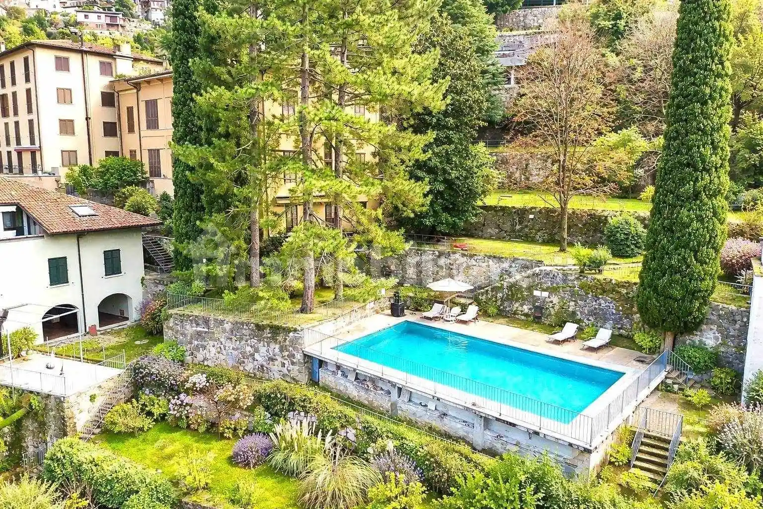 Appartamento in vendita a Nesso
