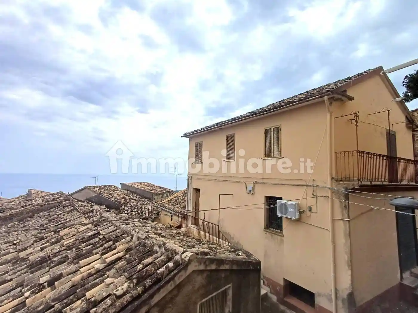 Appartamento in vendita a Sant'Andrea Apostolo dello Ionio