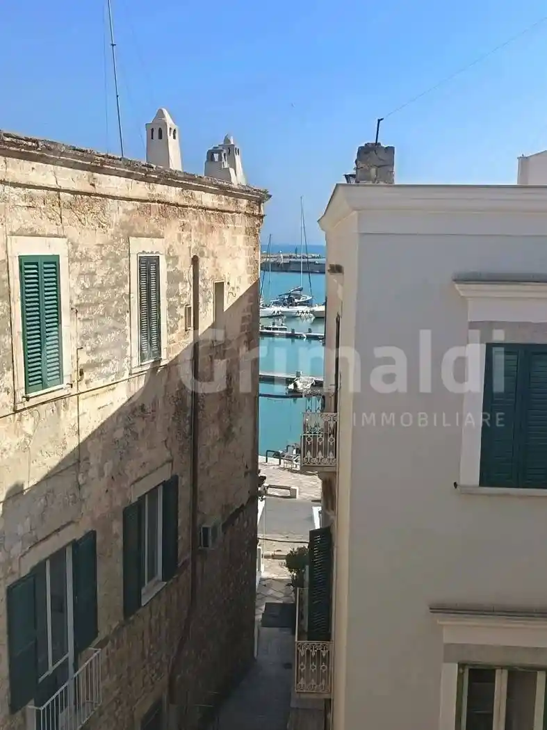 Appartamento in affitto a Trani