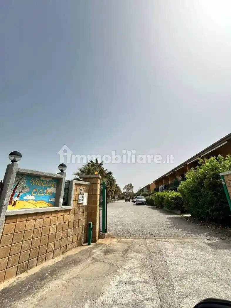 Villetta a schiera in vendita a Campofelice di Roccella