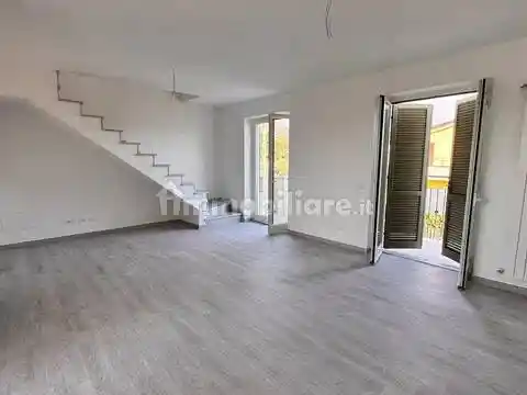 Appartamento in vendita a Carrara