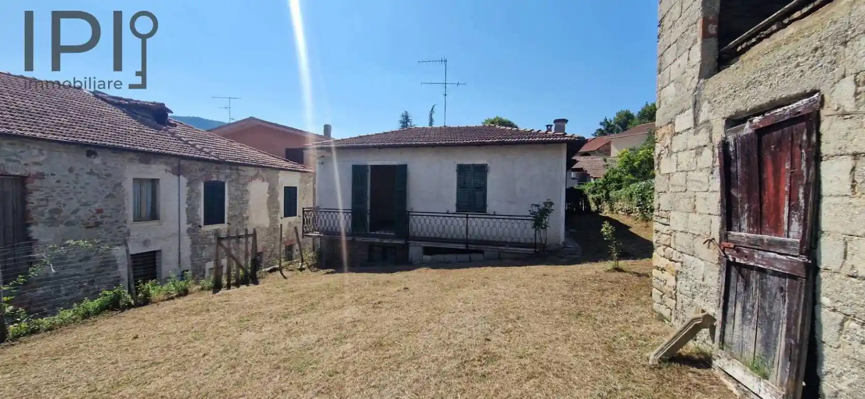 Casa indipendente in vendita a Camerana