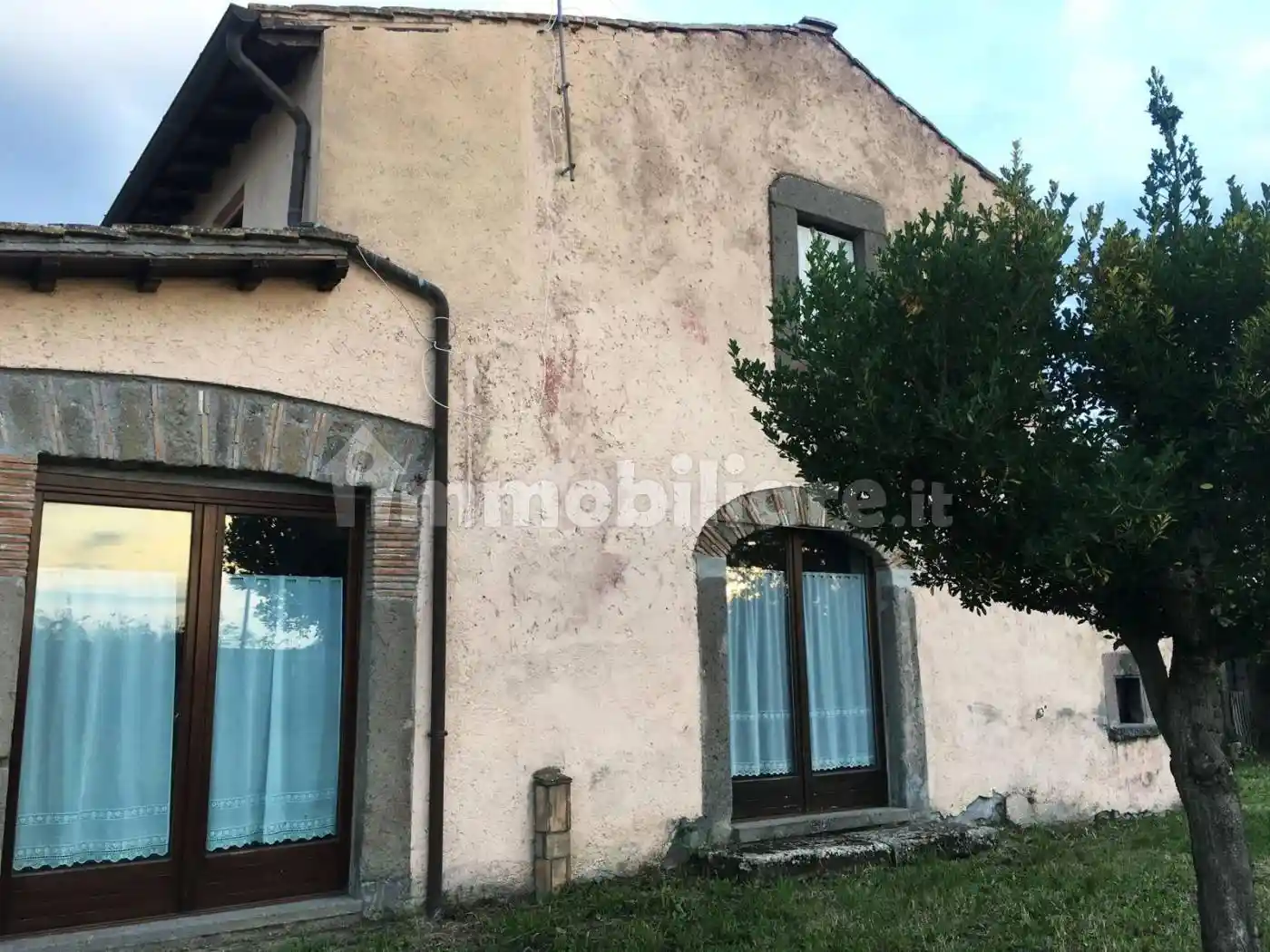Casa indipendente in affitto a Viterbo