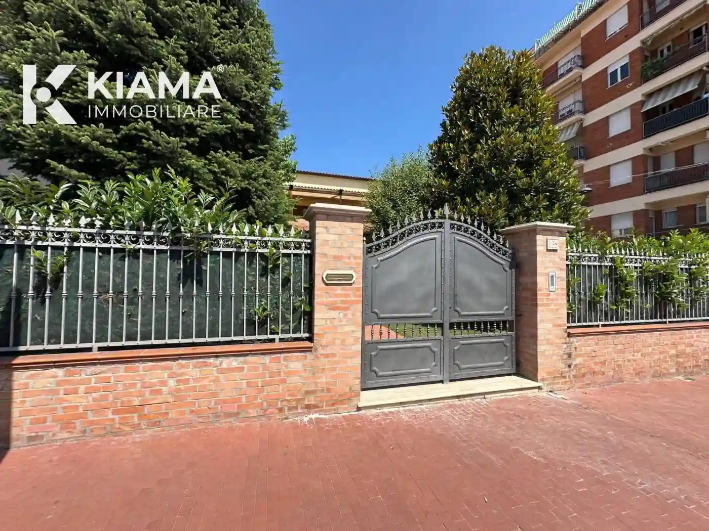 Villa - foto 2