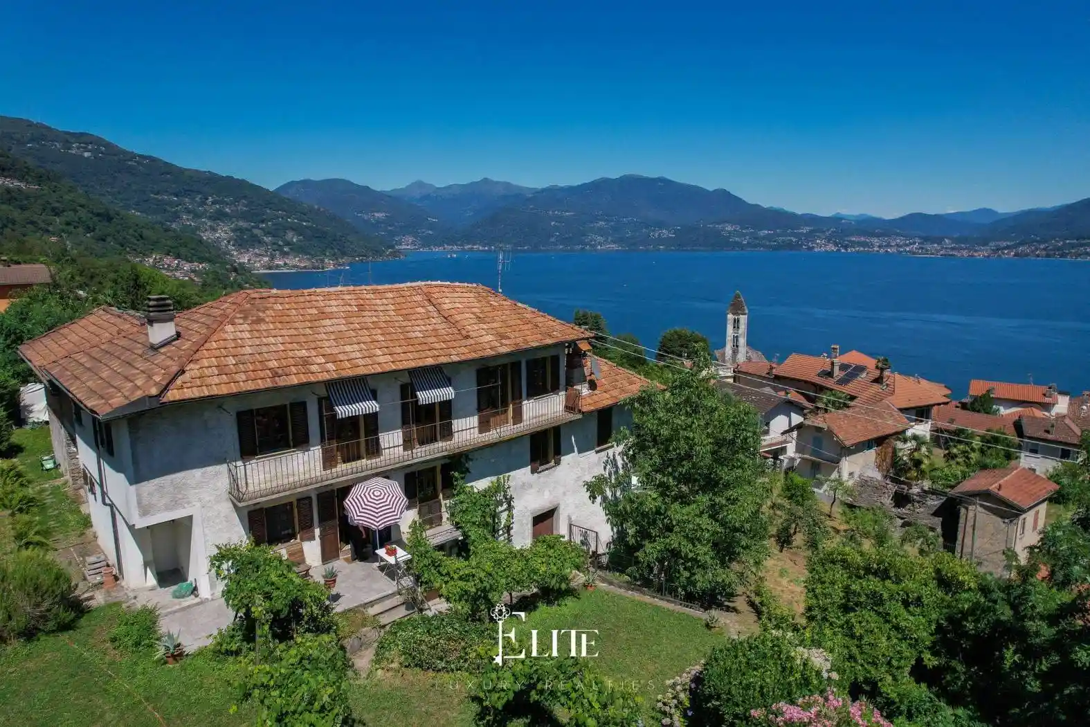 Villa in vendita a Oggebbio