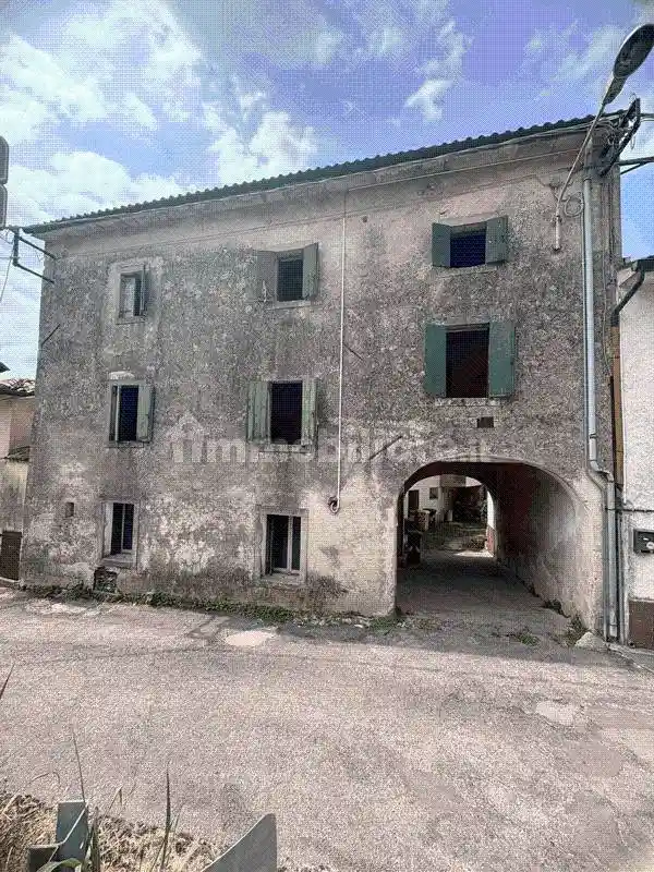 Casa indipendente in vendita a Vittorio Veneto