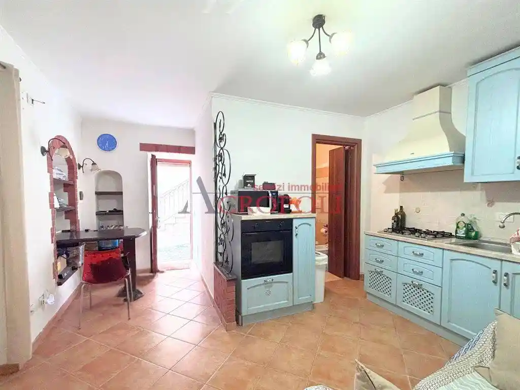 Appartamento in vendita a Anguillara Sabazia