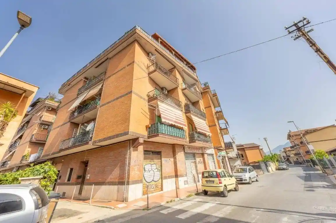 Appartamento in vendita a Guidonia Montecelio