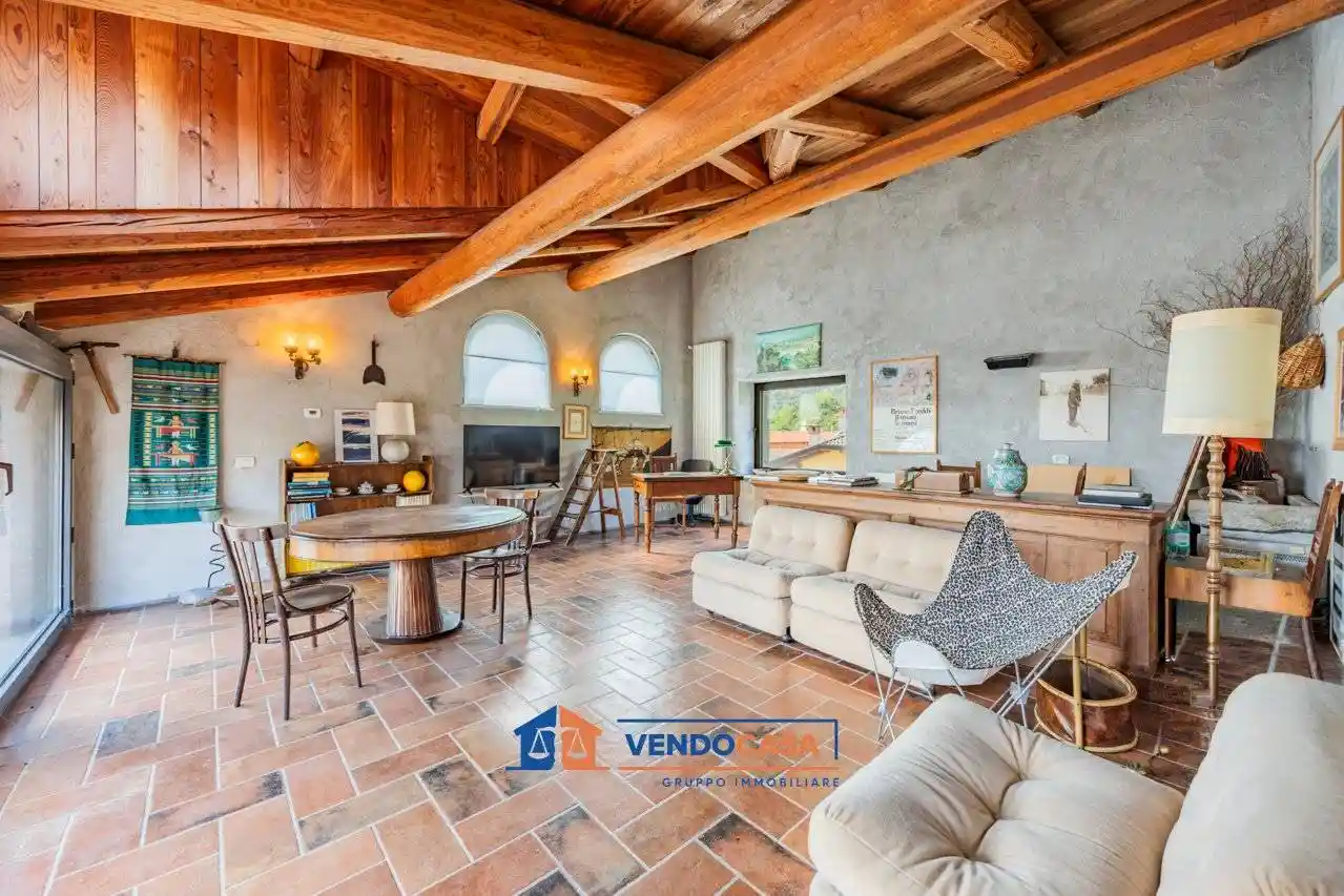 Villa in vendita a Dronero
