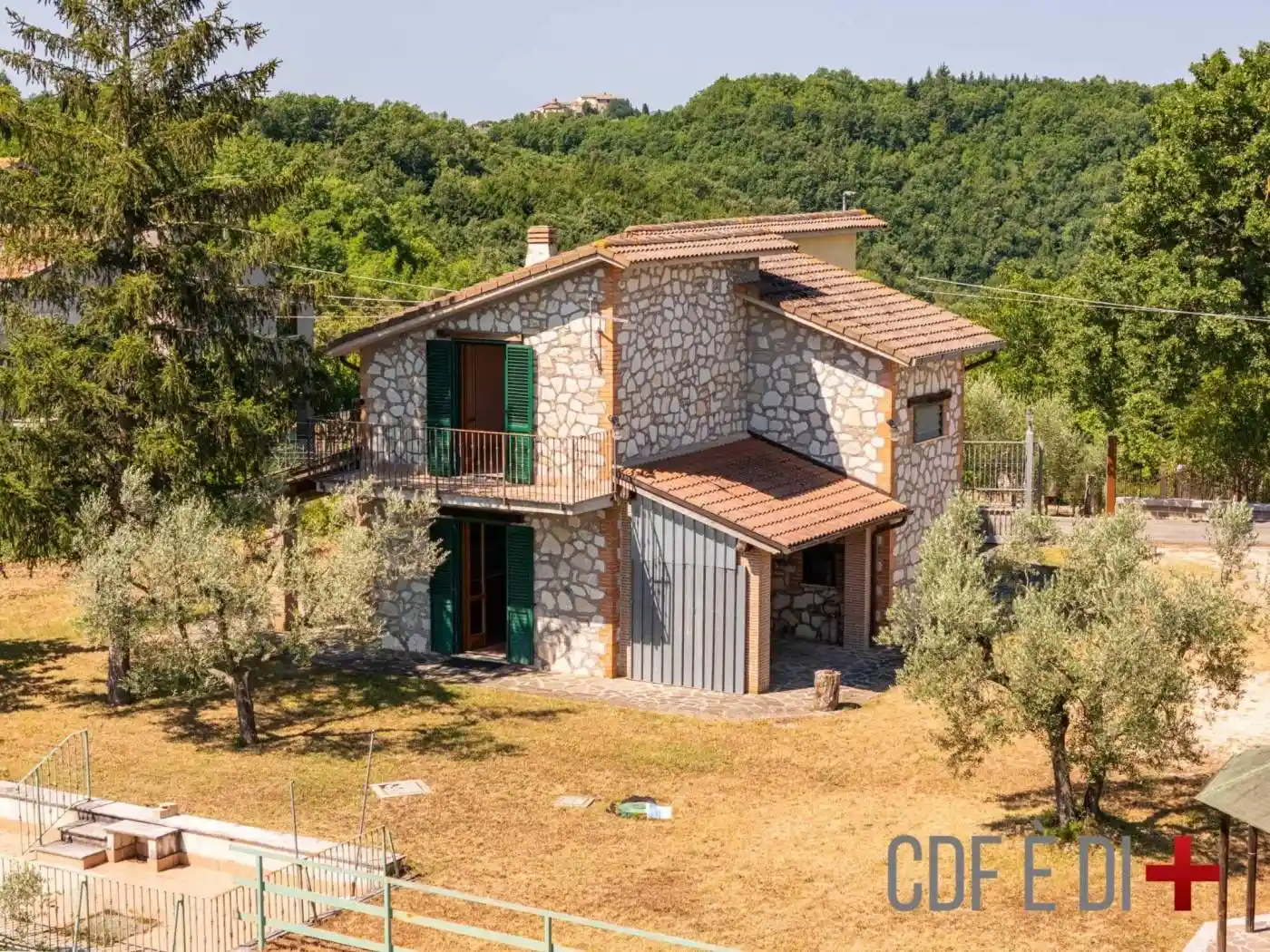 Villa in vendita a Rocca Sinibalda