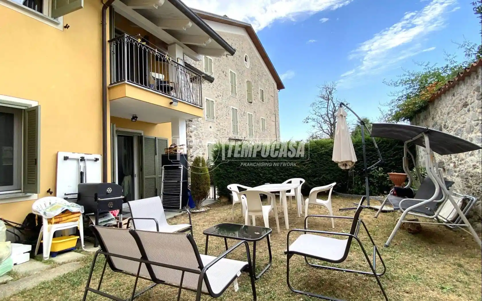 Casa indipendente in vendita a Vigliano Biellese