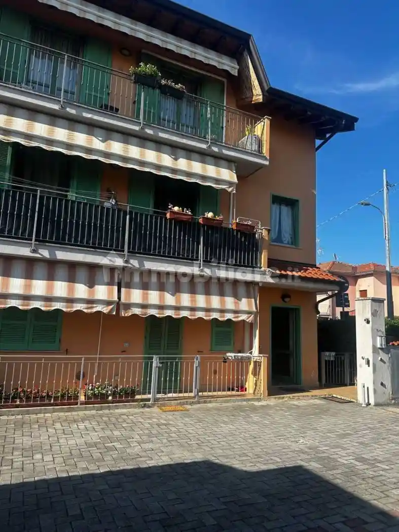 Appartamento in vendita a Brembate