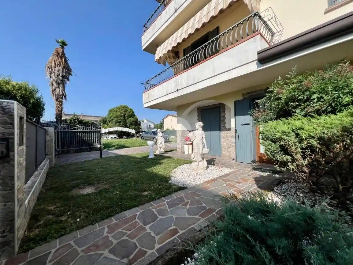 Villa in vendita a Saonara