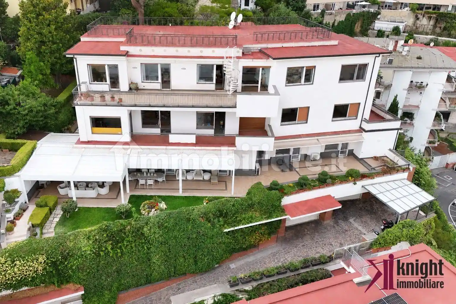 Villa in vendita a Napoli