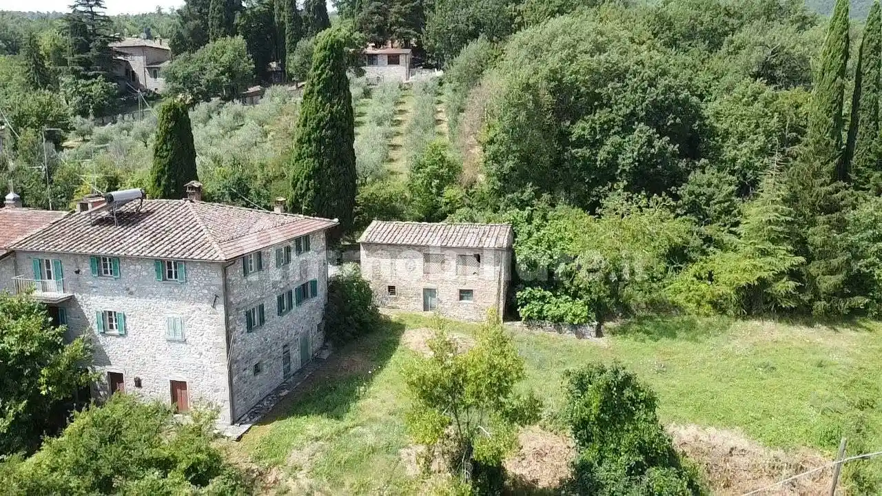 Rustico - Casale in vendita a Caprese Michelangelo