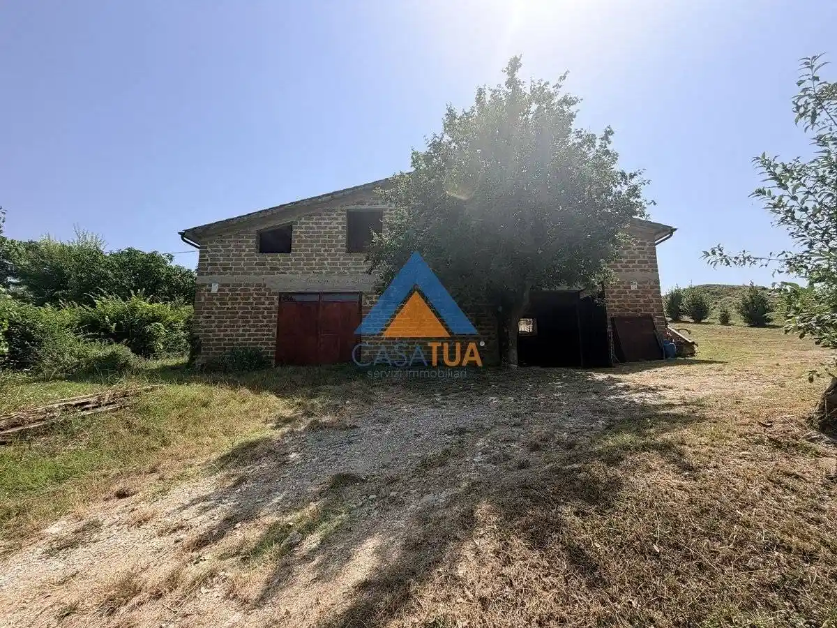 Casa indipendente in vendita a Lugnano in Teverina