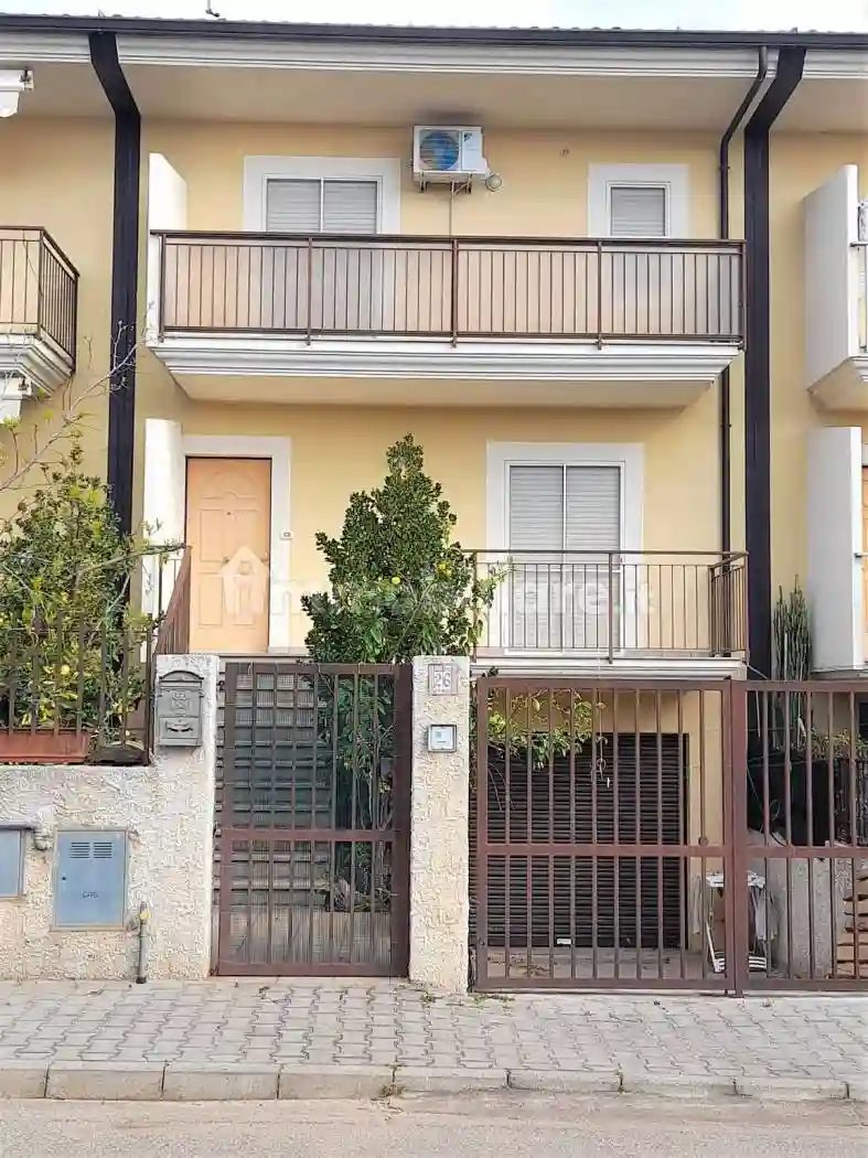 Villetta a schiera - foto 2