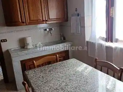 Appartamento in affitto a Carrara