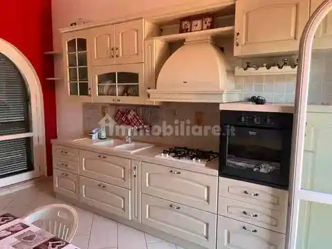 Appartamento in affitto a Massa