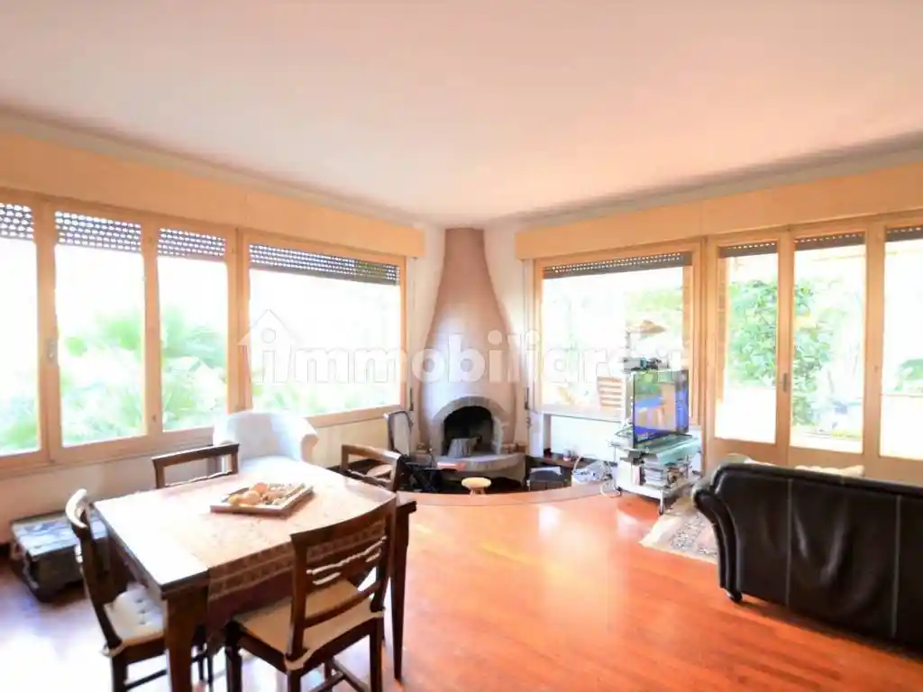 Villa in vendita a Riccione