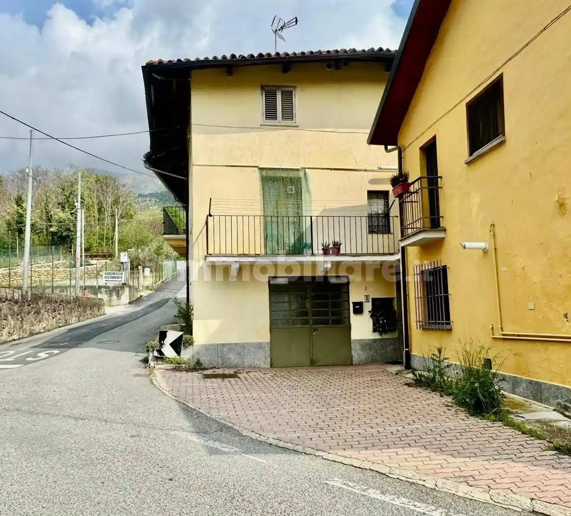 Casa indipendente in vendita a Val della Torre
