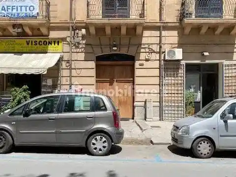 Appartamento in vendita a Palermo