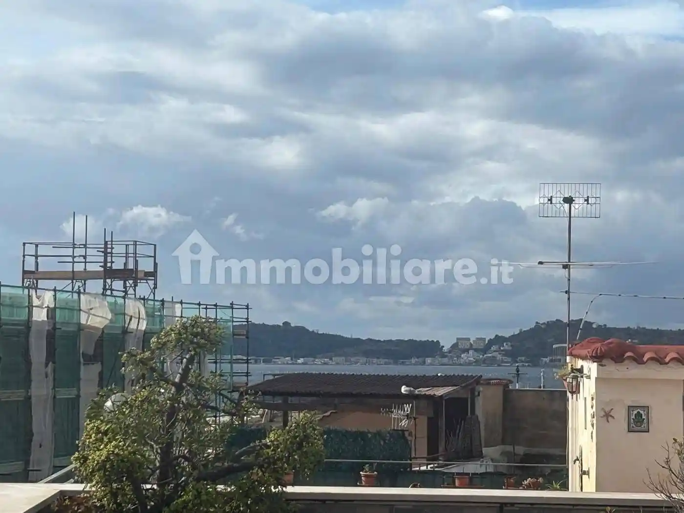 Appartamento in affitto a Pozzuoli