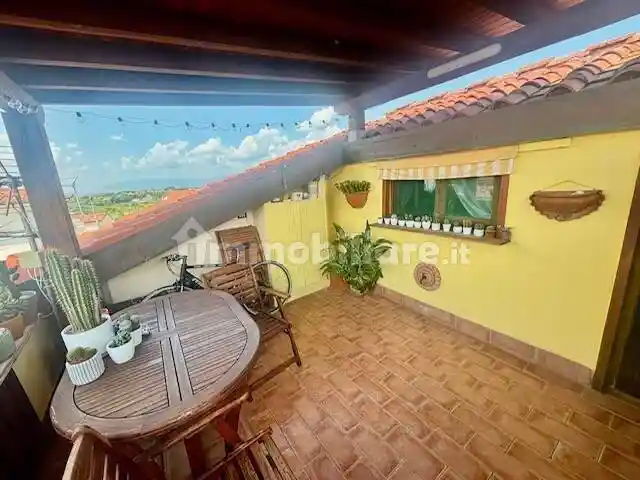 Casa indipendente in vendita a Lamporecchio