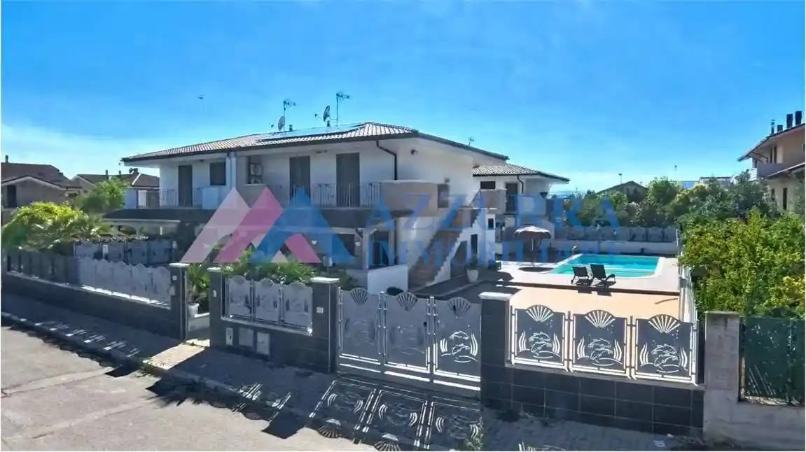 Villa in vendita a Montenero di Bisaccia