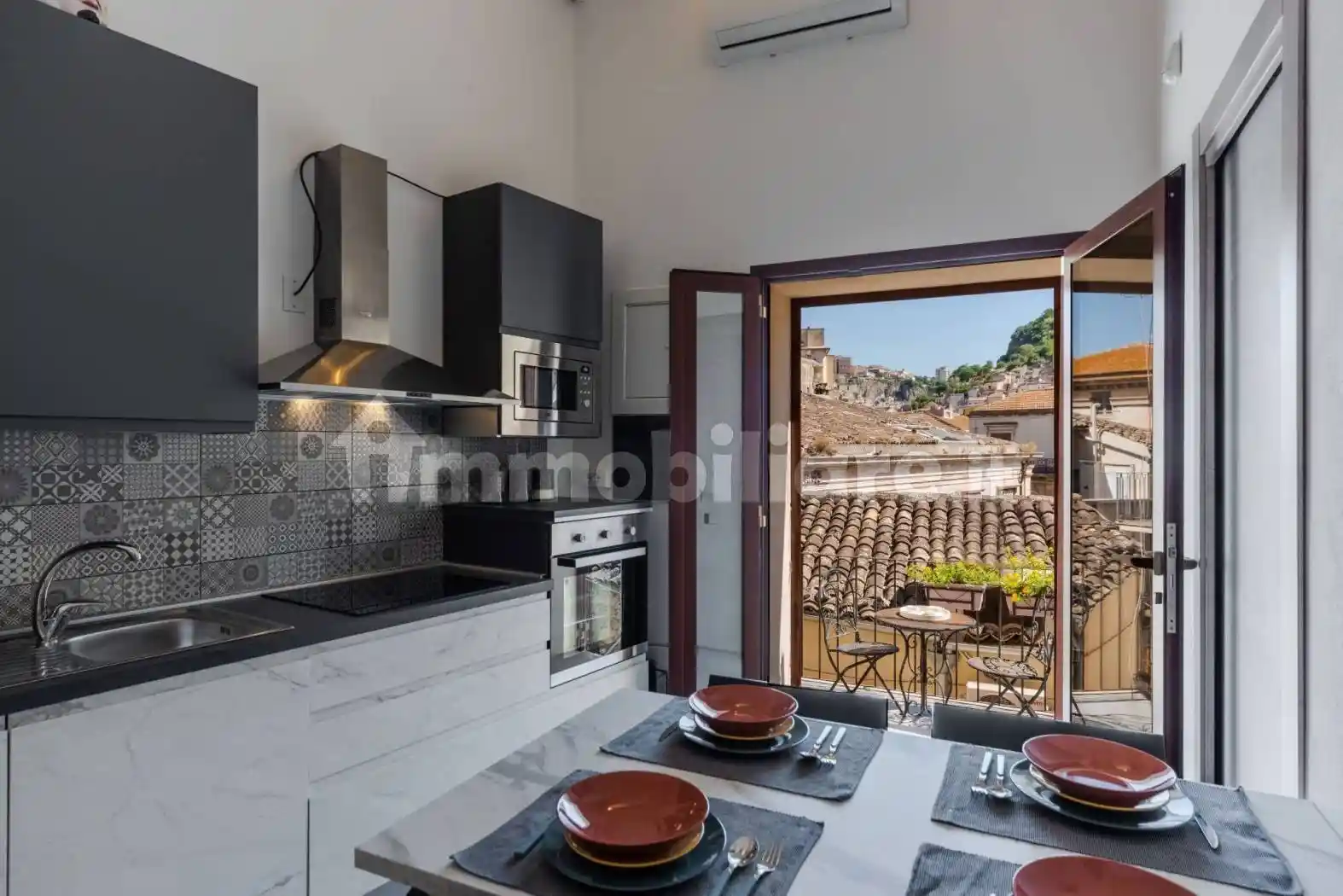Casa indipendente in vendita a Modica