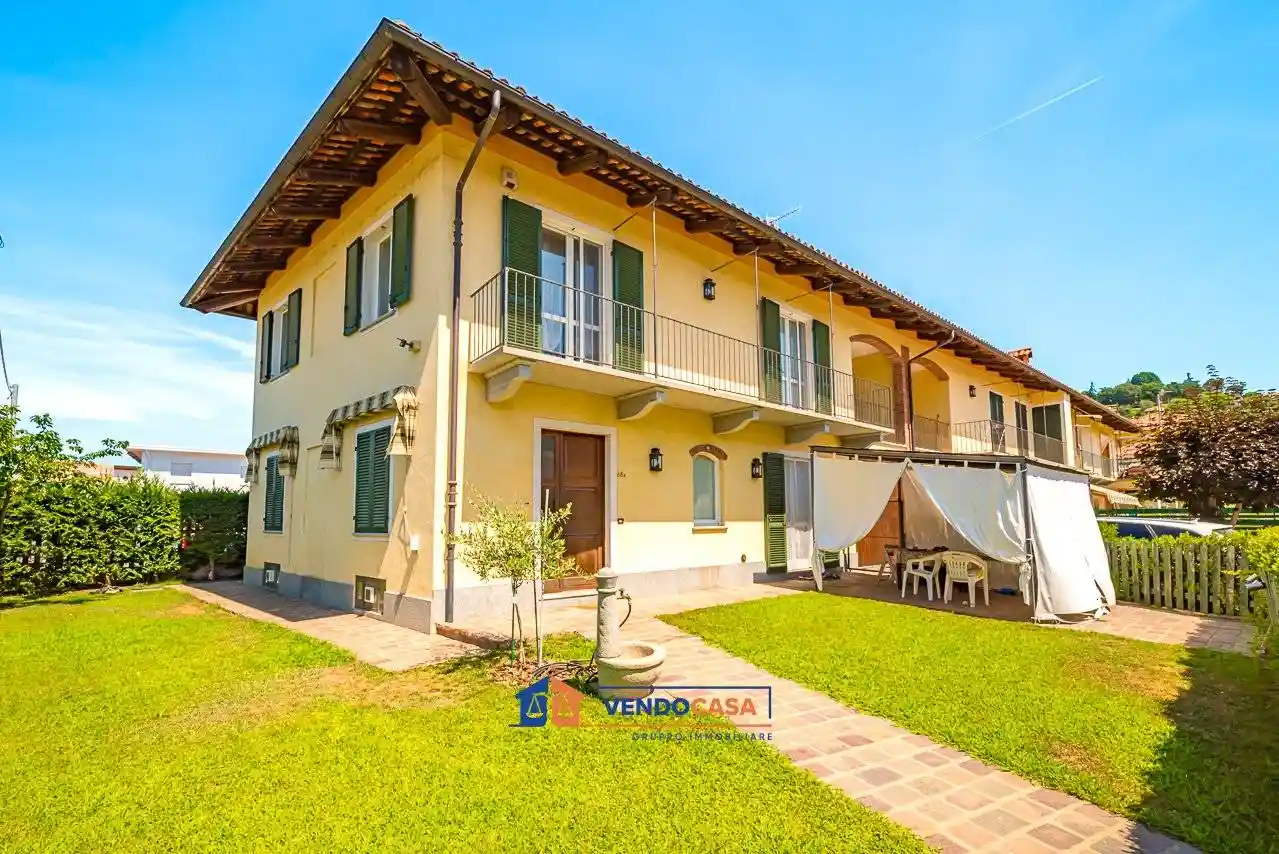 Villa in vendita a Bra