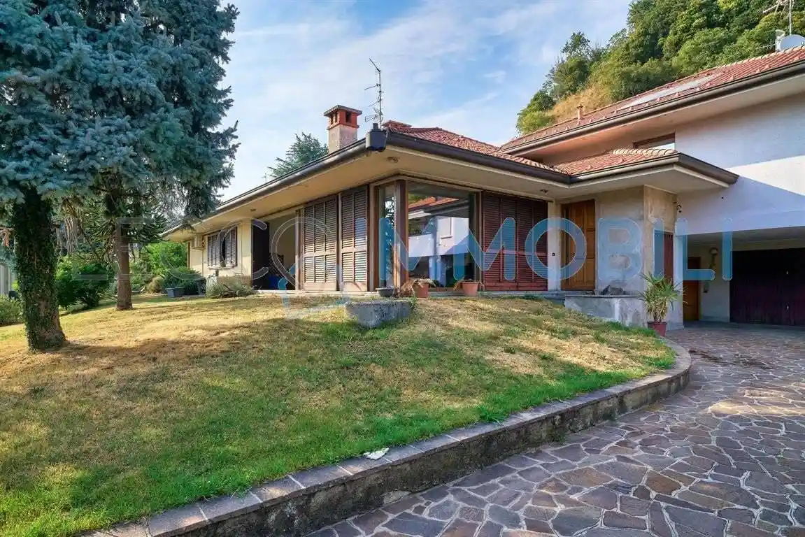 Casa indipendente in vendita a Sirone