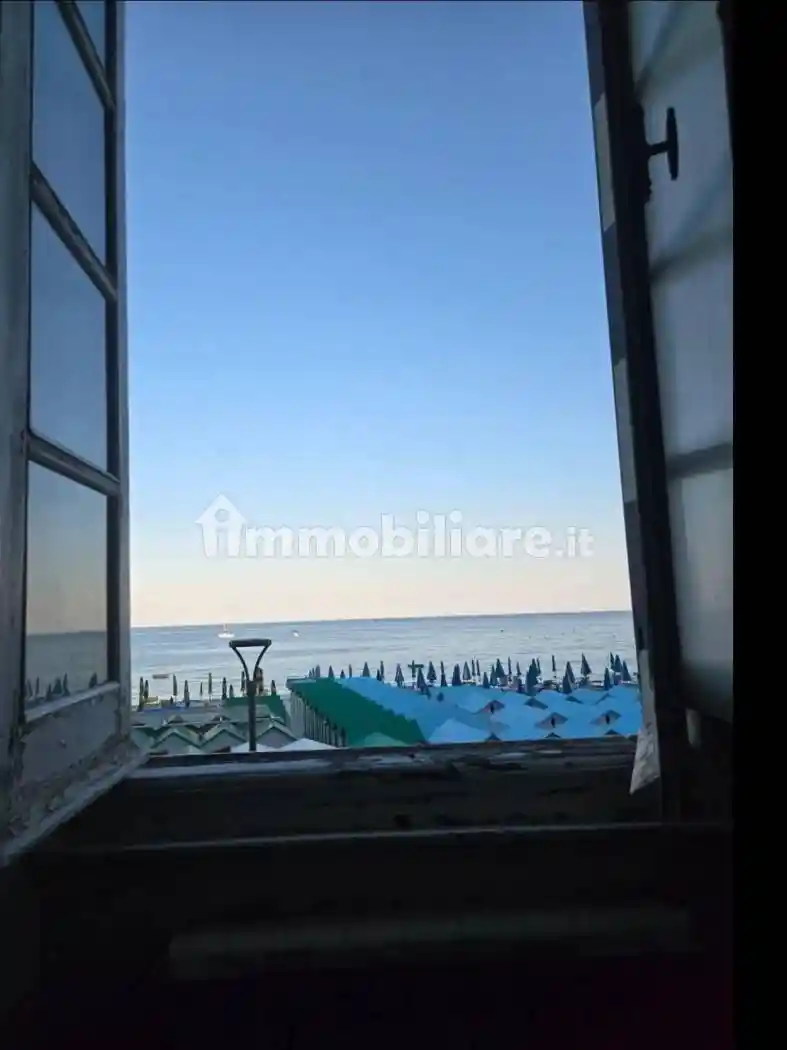 Appartamento in affitto a Celle Ligure