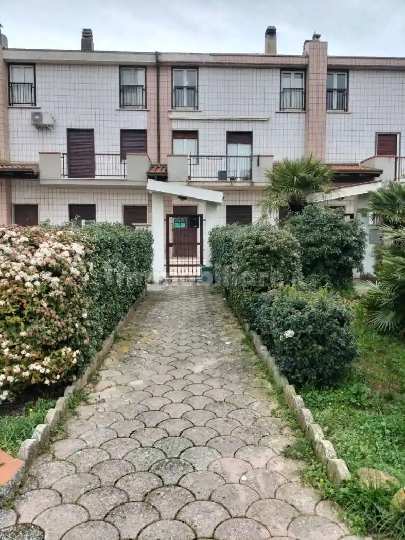 Appartamento in vendita a Vico del Gargano